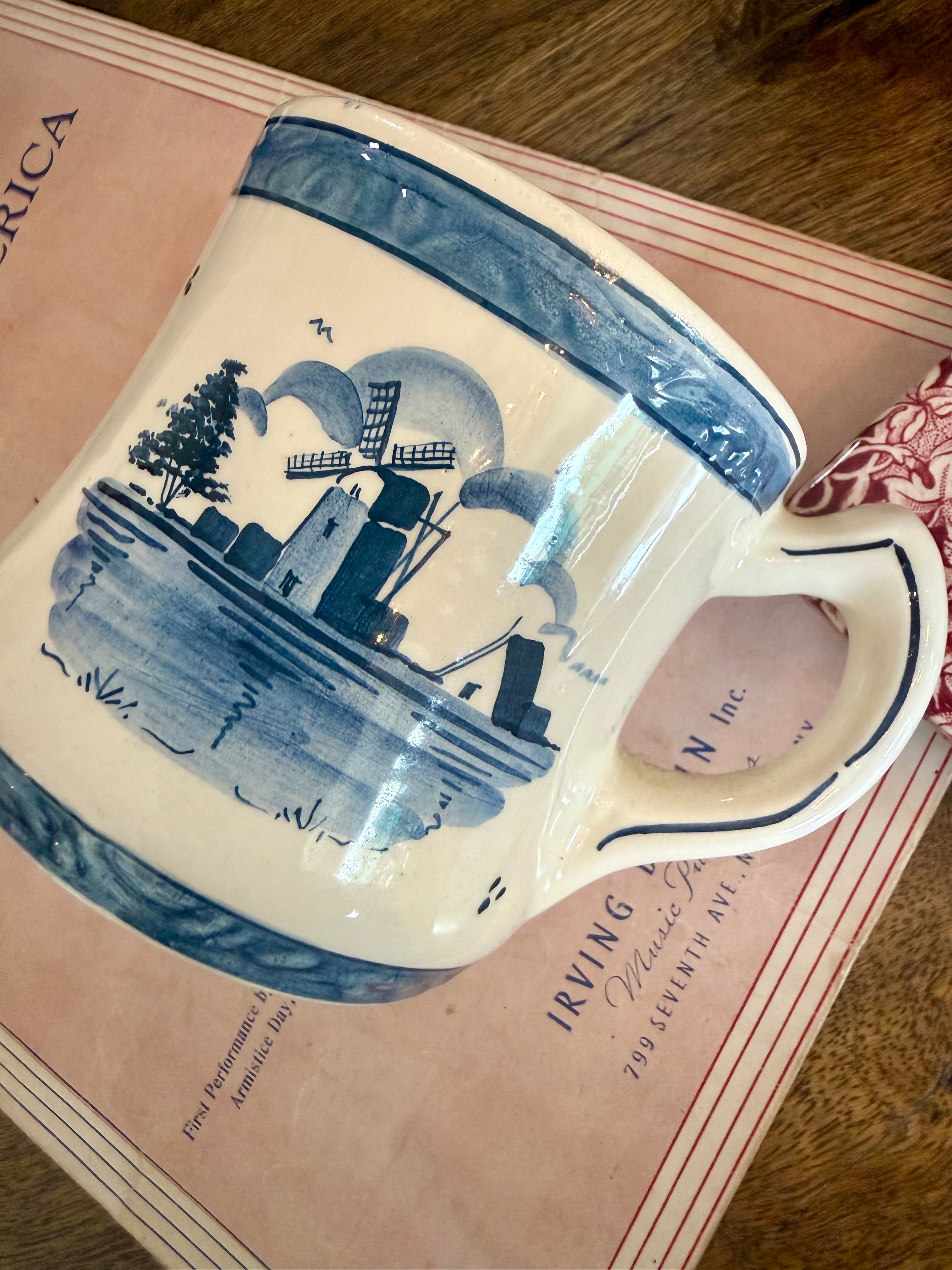Handpainted Delft mug