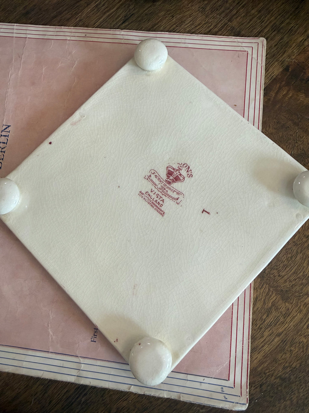 Mason’s Footed Trivet