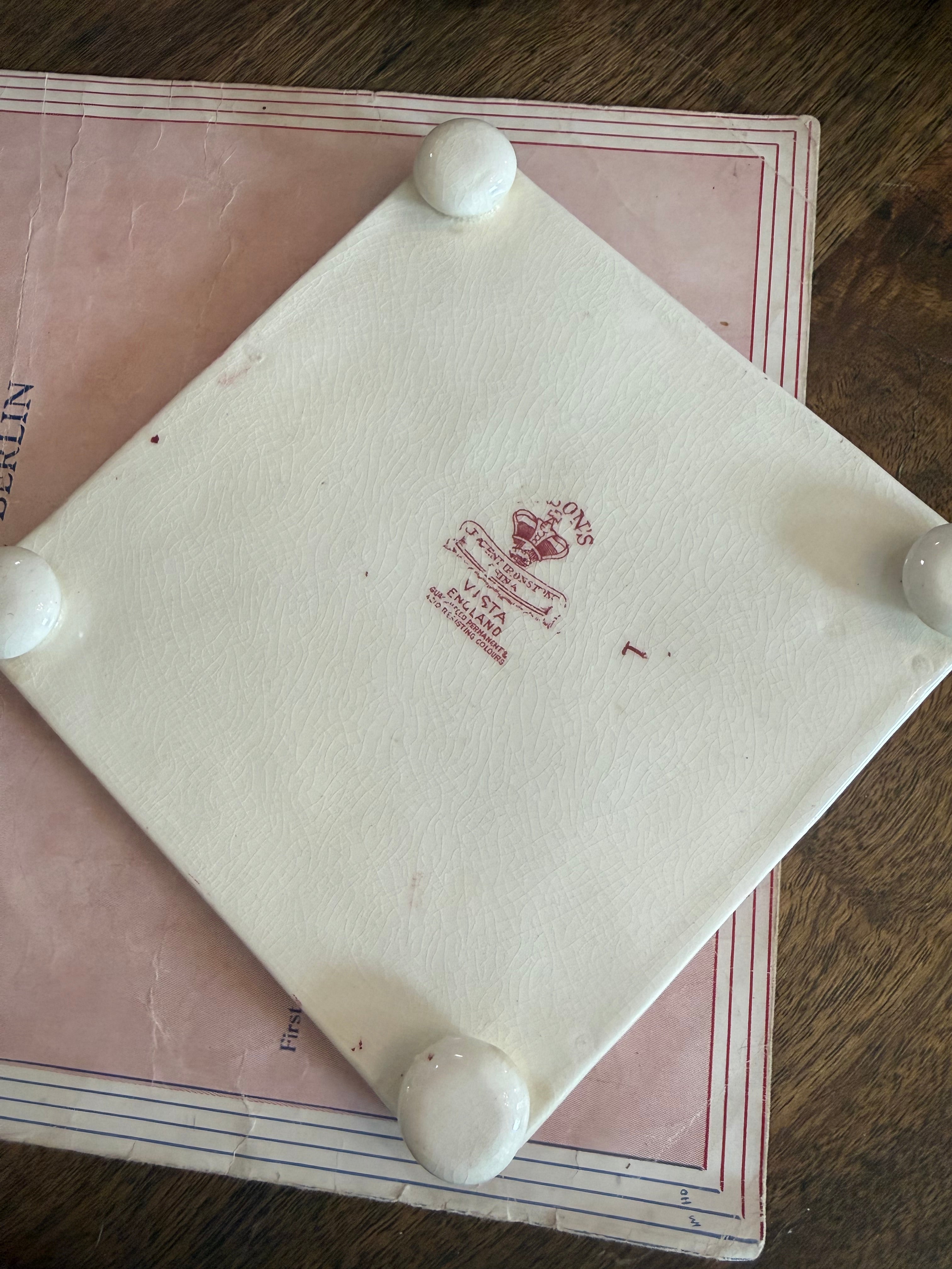 Mason’s Footed Trivet